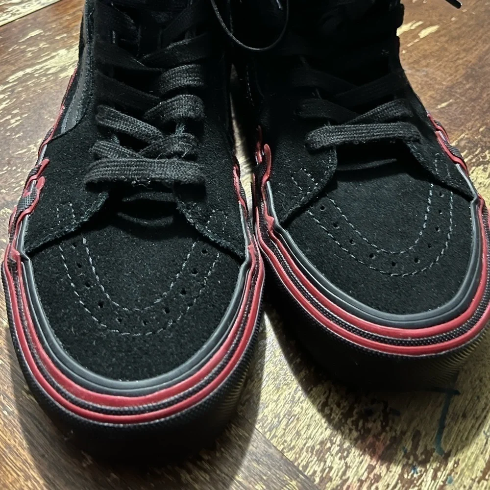 NEW Unisex Vans Sk8 Hi Flame Sz M6/W7.5 (Discounted Shipping)